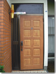 サン・ウインドトーヨー住器：玄関ドアの導入事例