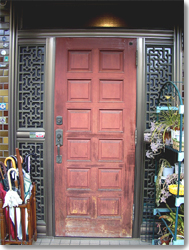 サン・ウインドトーヨー住器：玄関ドアの導入事例…枚方市樟葉　Ｙ様邸