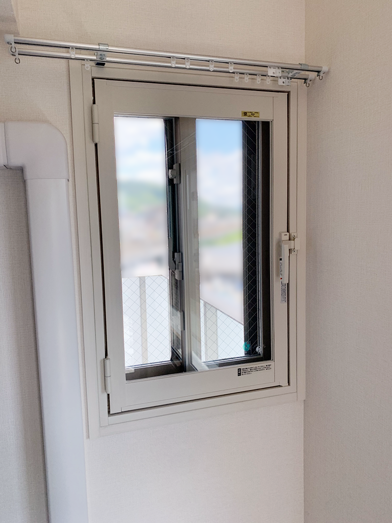 内窓インプラス開き窓＆防音合わせガラス施工後